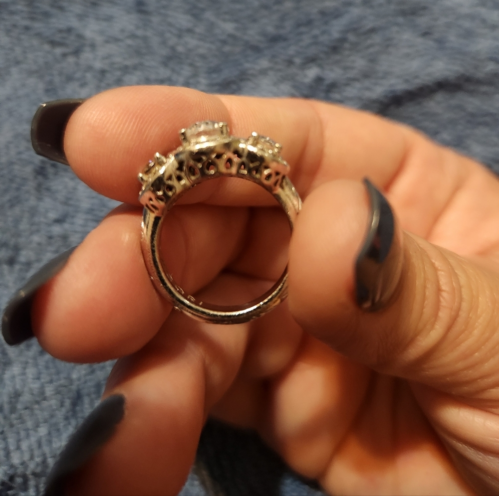 Tacori Beautiful Sterling Silver Three Stone Cubic Zircon Ring Size 7 - Picture 7 of 8